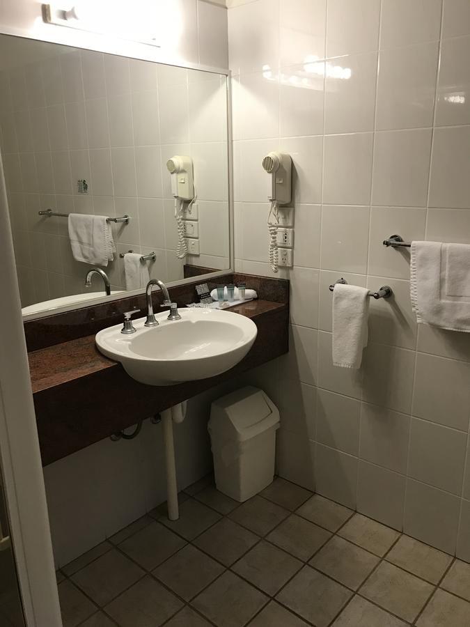 The Kidman Wayside Inn Griffith Εξωτερικό φωτογραφία